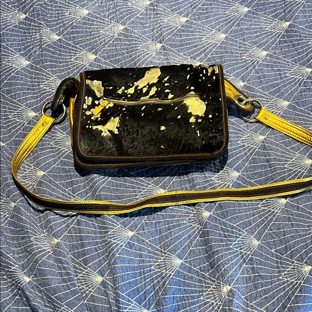 Black and gold Crossbody Bag with gold Strap